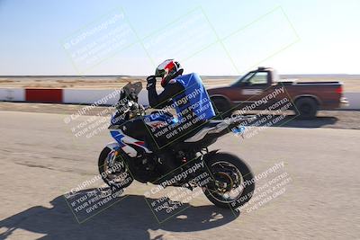 media/Nov-03-2025-Lets Ride (Mon) [[4d74c1c4d3]]/C Group/Grid/